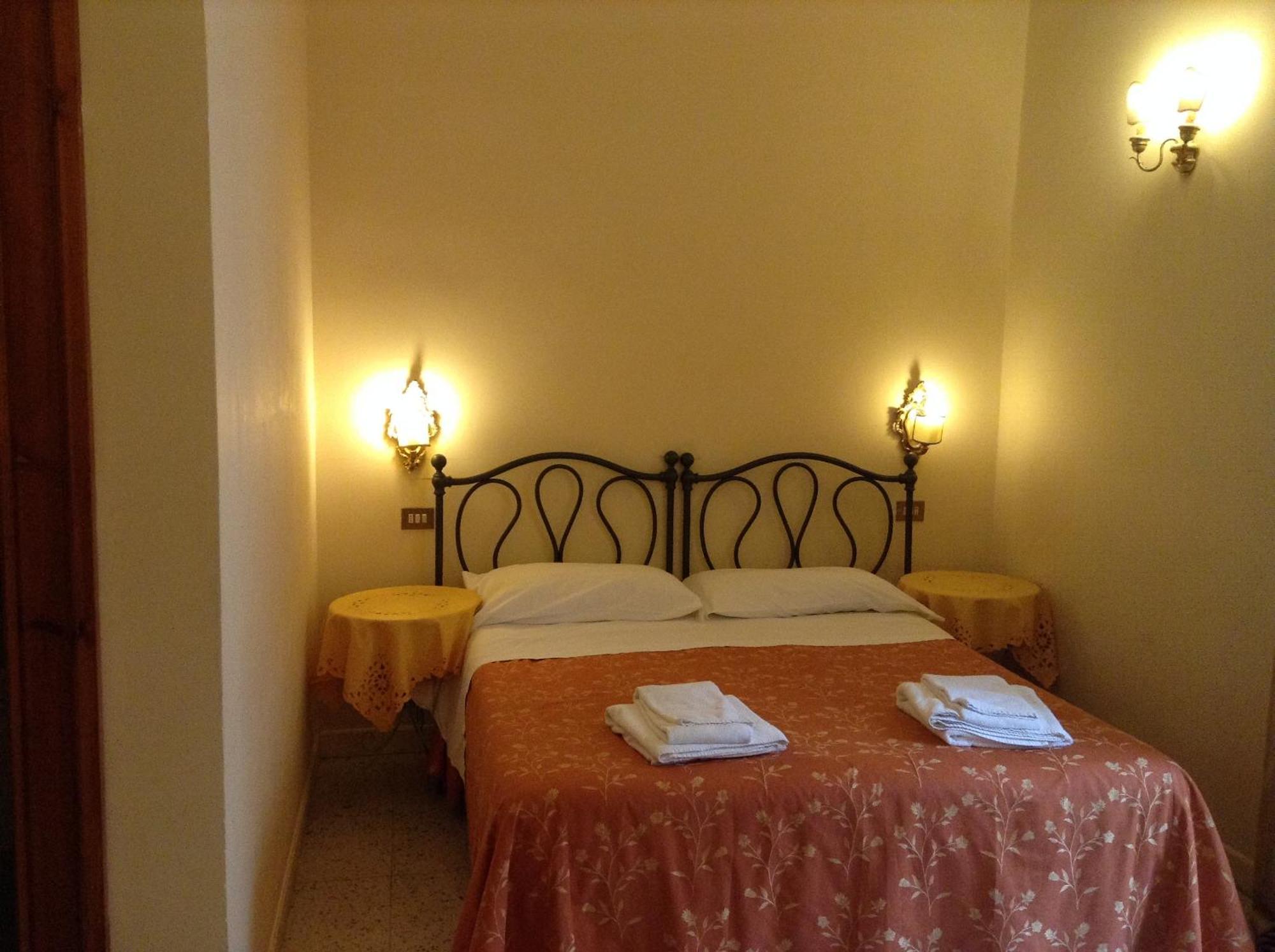 Maison De Marta — Photos 1